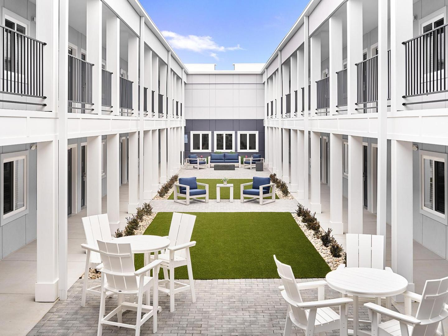 Stayapt Suites Окала Екстер'єр фото